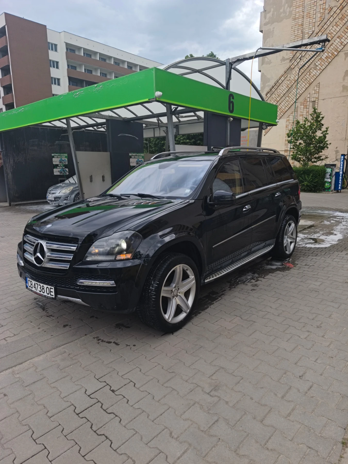 Mercedes-Benz GL 500 180000 км. Газ Лизинг отлично състояние , снимка 3 - Автомобили и джипове - 54635575