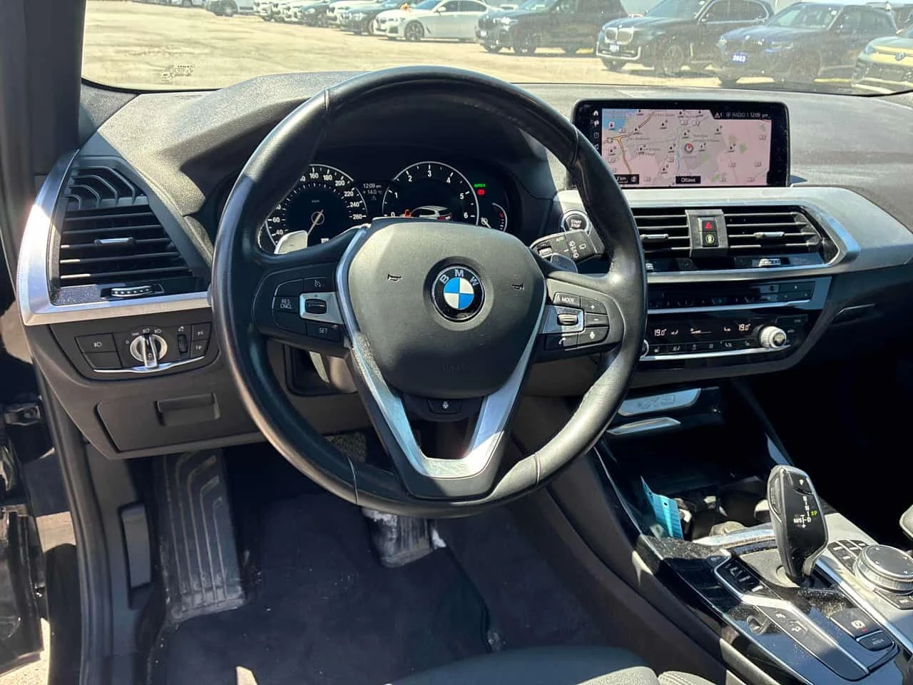 BMW X3 * xDrive30i * ПОДГРЕВ* ПАНОРАМА* , снимка 14 - Автомобили и джипове - 54653330