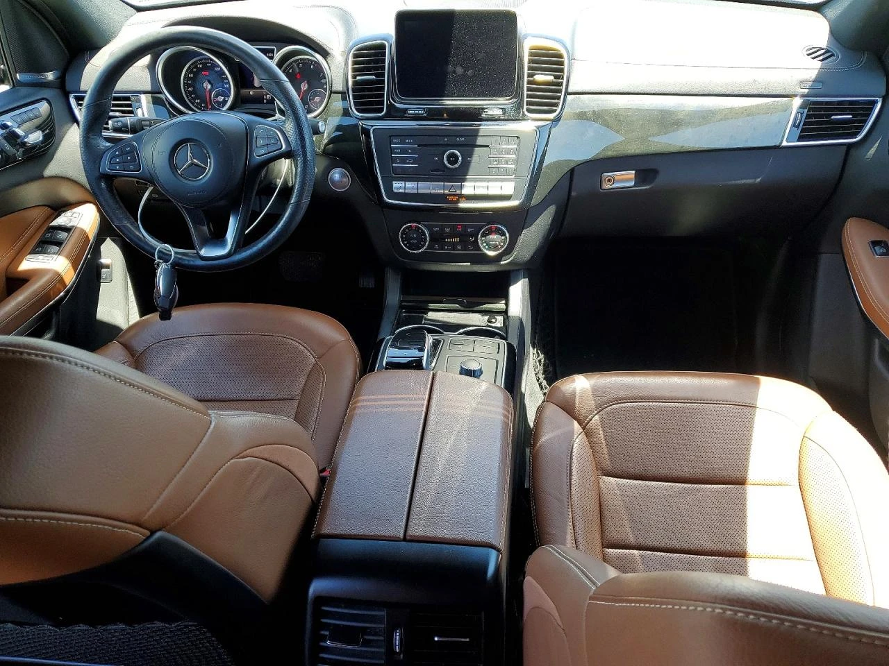 Mercedes-Benz GLS 500 550* 4MATIC* AMG-LINE* ПОДГРЕВ* ОБДУХВАНЕ* , снимка 7 - Автомобили и джипове - 55352604