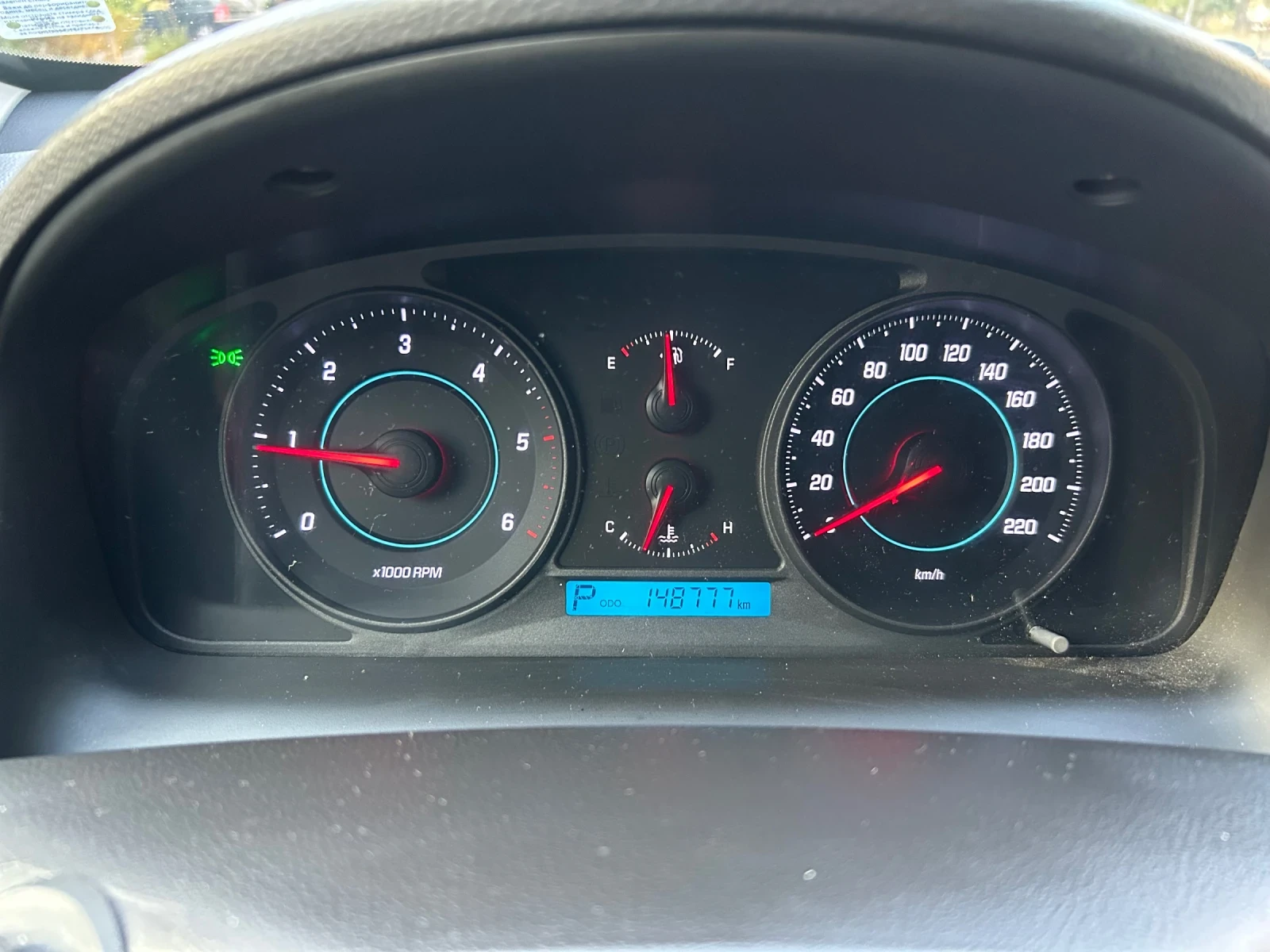 Chevrolet Captiva 2.2, снимка 9 - Автомобили и джипове - 55840946