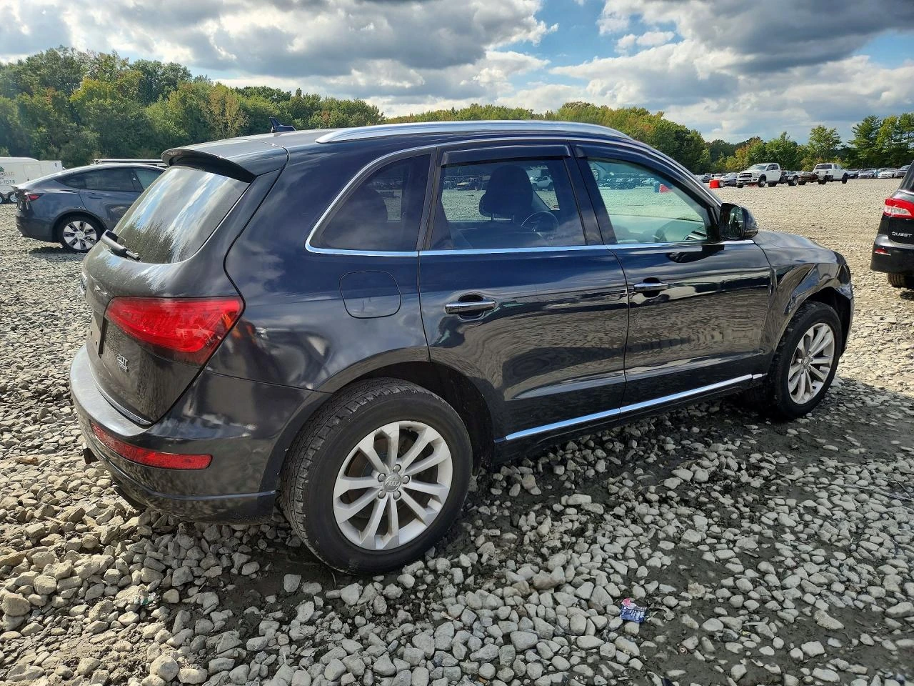 Audi Q5 2.0l Premium Plus, снимка 3 - Автомобили и джипове - 56350554