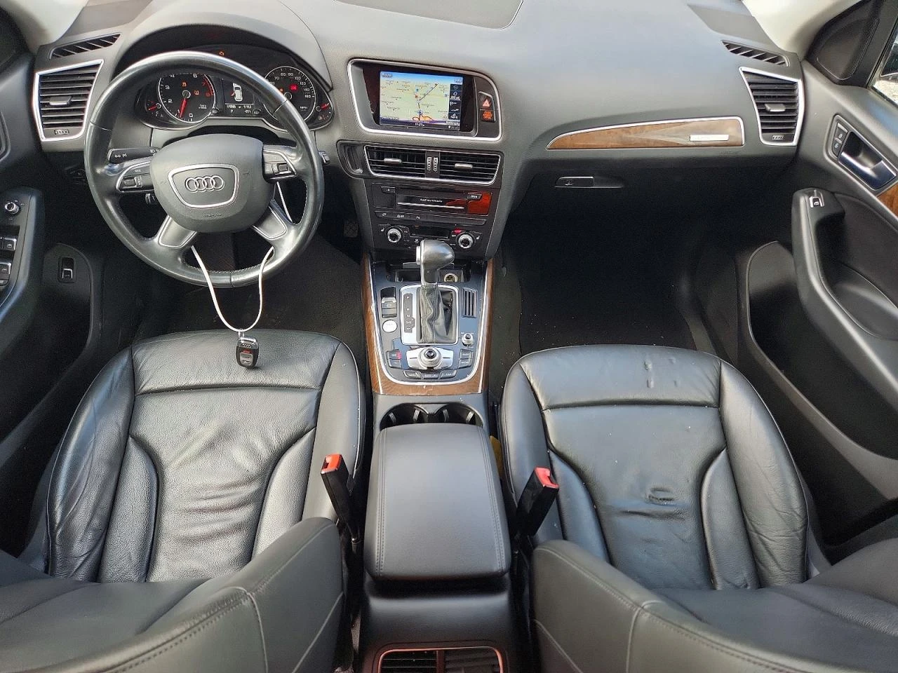 Audi Q5 2.0l Premium Plus, снимка 8 - Автомобили и джипове - 56350554