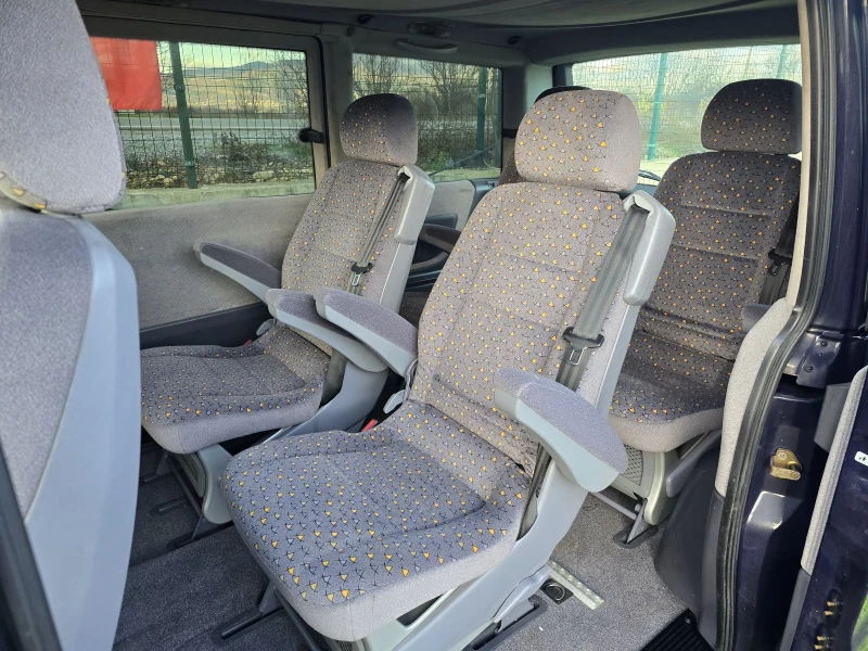 Mercedes-Benz V 220 TREND Автоматик Климатик, снимка 7 - Бусове и автобуси - 52615396