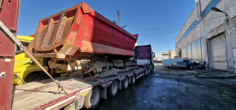 Iveco Trakker Самосвален кош, снимка 4 - Камиони - 48011553