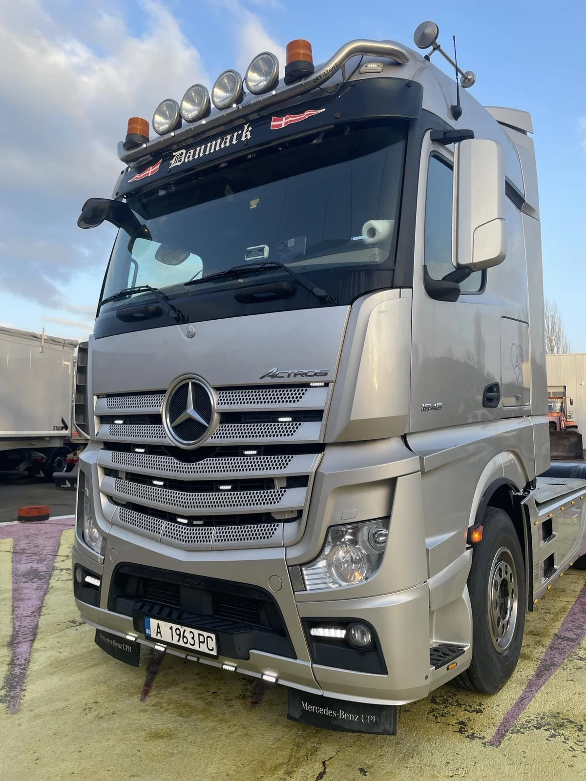 Mercedes-Benz Actros 1845 - изображение 7