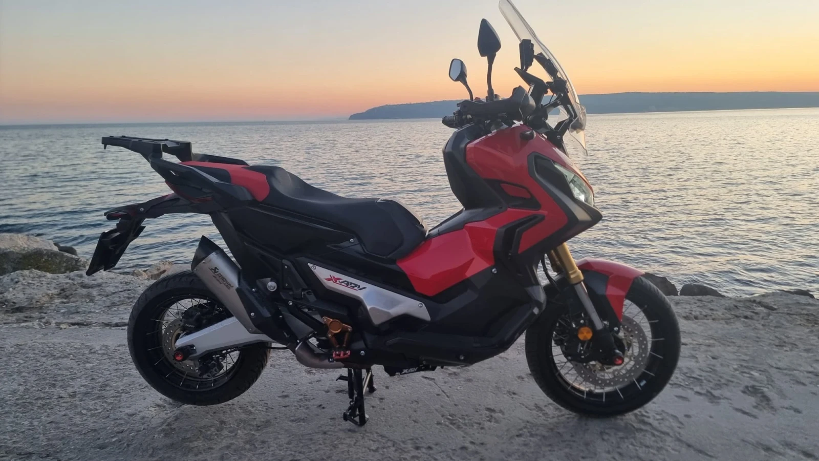 Honda X-ADV 750 Aвтоматик, тракшън, ABS - изображение 2