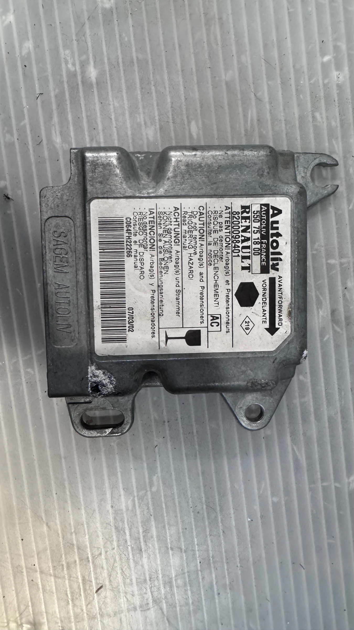 Airbag  /  /  a Renault Kangoo - 8200098401 / 550751800 | Mobile.bg   2