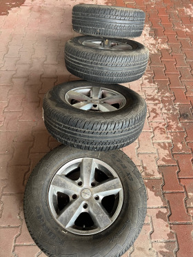 Гуми с джанти Kumho 245/70R16, снимка 4 - Гуми и джанти - 46776861