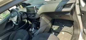 Peugeot 208 1.2i, снимка 4