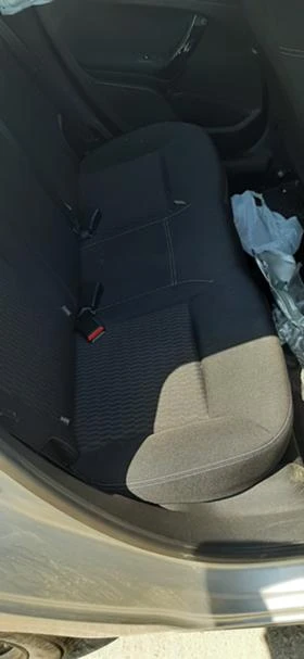 Peugeot 208 1.2i, снимка 7