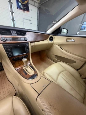 Mercedes-Benz CLS 320 - 8500 € / 16624.56 лв. - 17875818 12