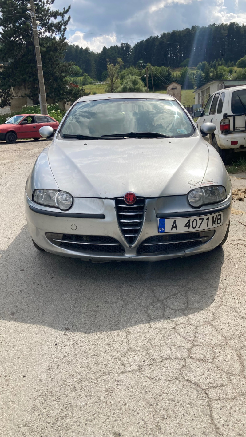 Alfa Romeo 147, снимка 1 - Автомобили и джипове - 46390550