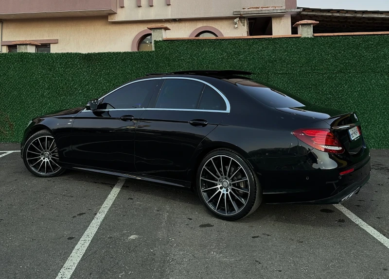 Mercedes-Benz E 350 9G-TRONIC/МАСАЖ/BURMESTER/360CAM/HEAD UP/DISTRONIC, снимка 2 - Автомобили и джипове - 48984739