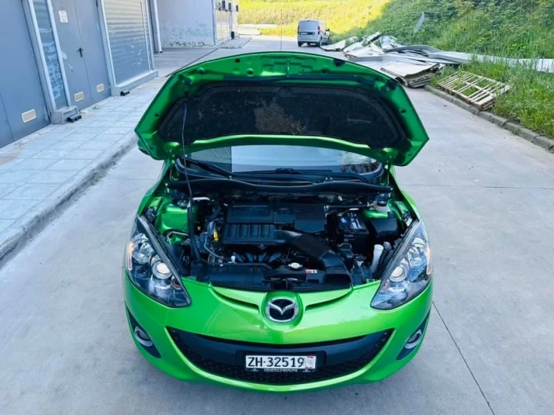 Mazda 2, снимка 7 - Автомобили и джипове - 49305773