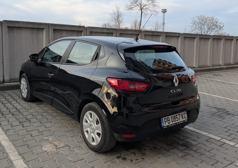 Renault Clio 4, снимка 3 - Автомобили и джипове - 49441346