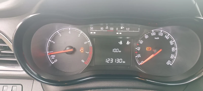 Opel Karl Бензин , снимка 6 - Автомобили и джипове - 50257690