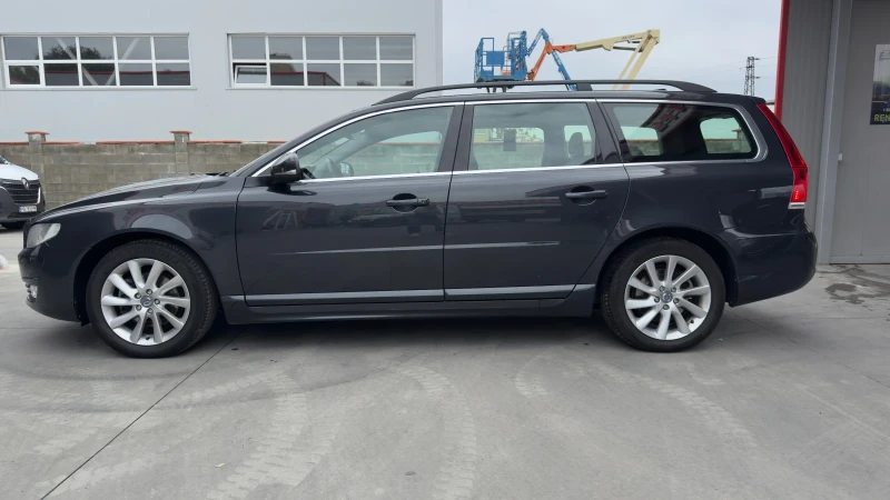 Volvo V70 D4 Nordic + , снимка 4 - Автомобили и джипове - 52215903