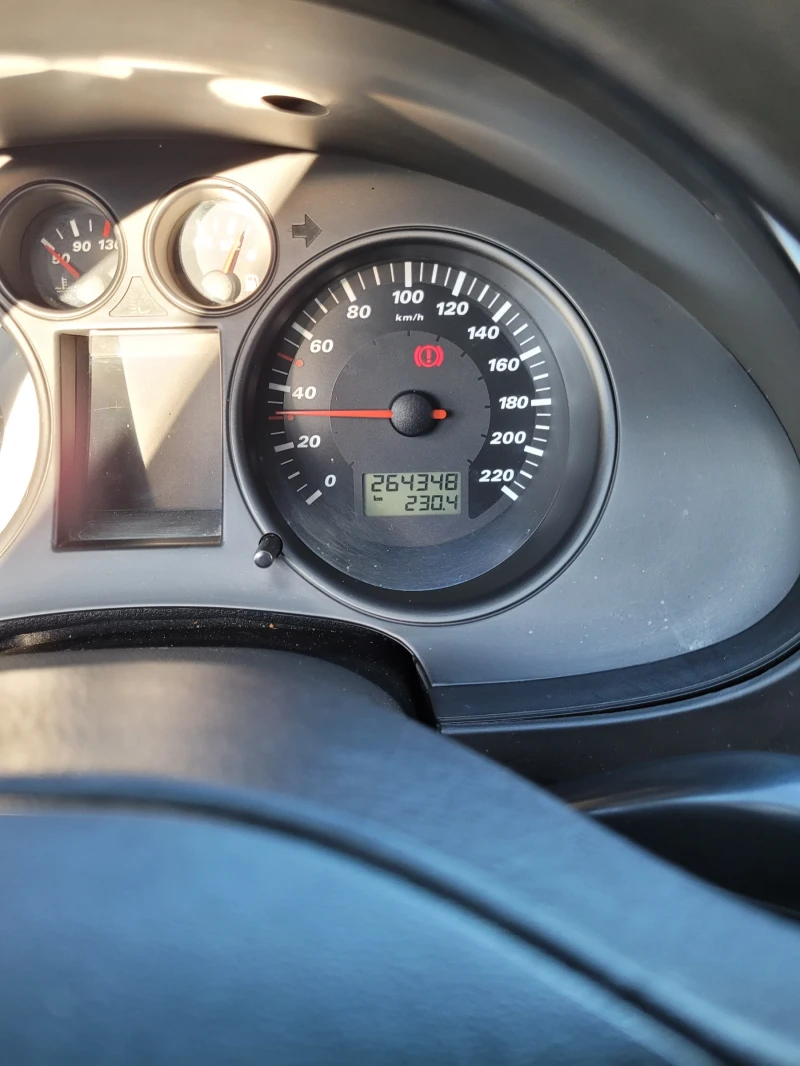 Seat Ibiza, снимка 5 - Автомобили и джипове - 52486366