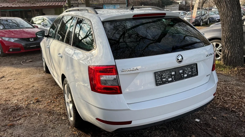 Skoda Octavia 4x4! 184кс! Автомат! Реални км!, снимка 4 - Автомобили и джипове - 52833292