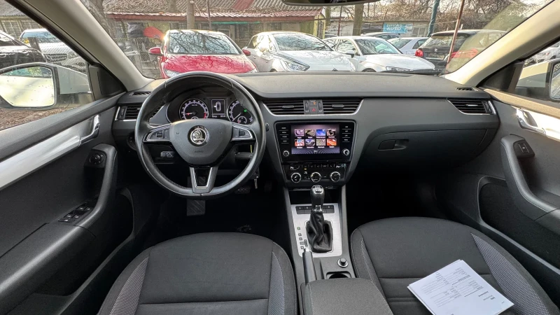 Skoda Octavia 4x4! 184кс! Автомат! Реални км!, снимка 11 - Автомобили и джипове - 52833292