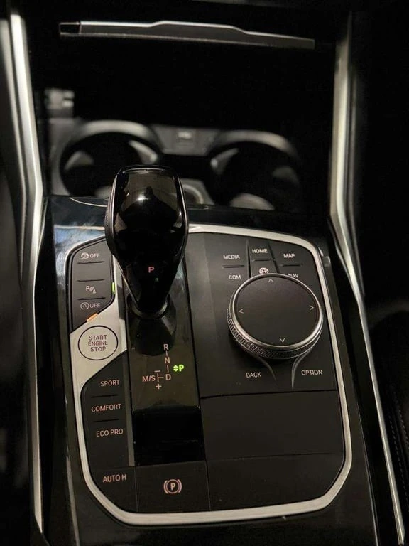 BMW 330 * xDrive * CARFAX *    | Mobile.bg   17