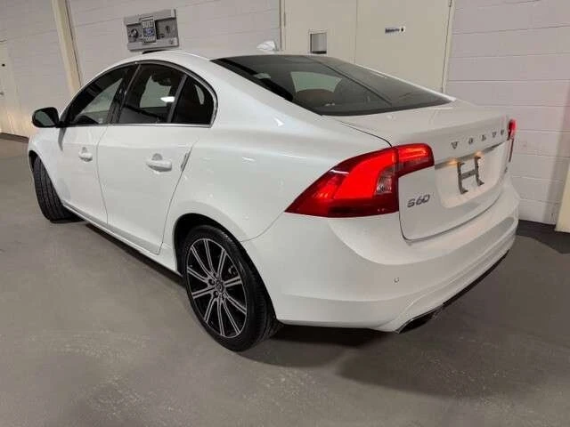 Volvo S60 * Premier+ (non R design) * CARFAX * ЦЕНА ДО БГ, снимка 6 - Автомобили и джипове - 53305208