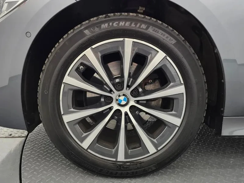 BMW 320, снимка 5 - Автомобили и джипове - 54736734