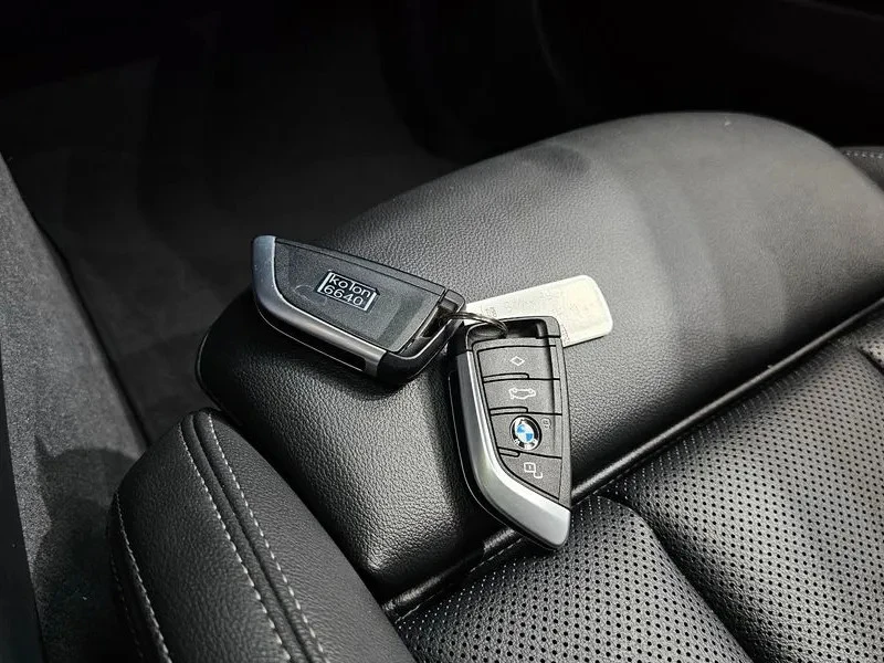 BMW 320, снимка 12 - Автомобили и джипове - 54736734
