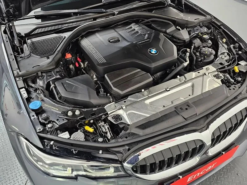 BMW 320, снимка 6 - Автомобили и джипове - 54736734