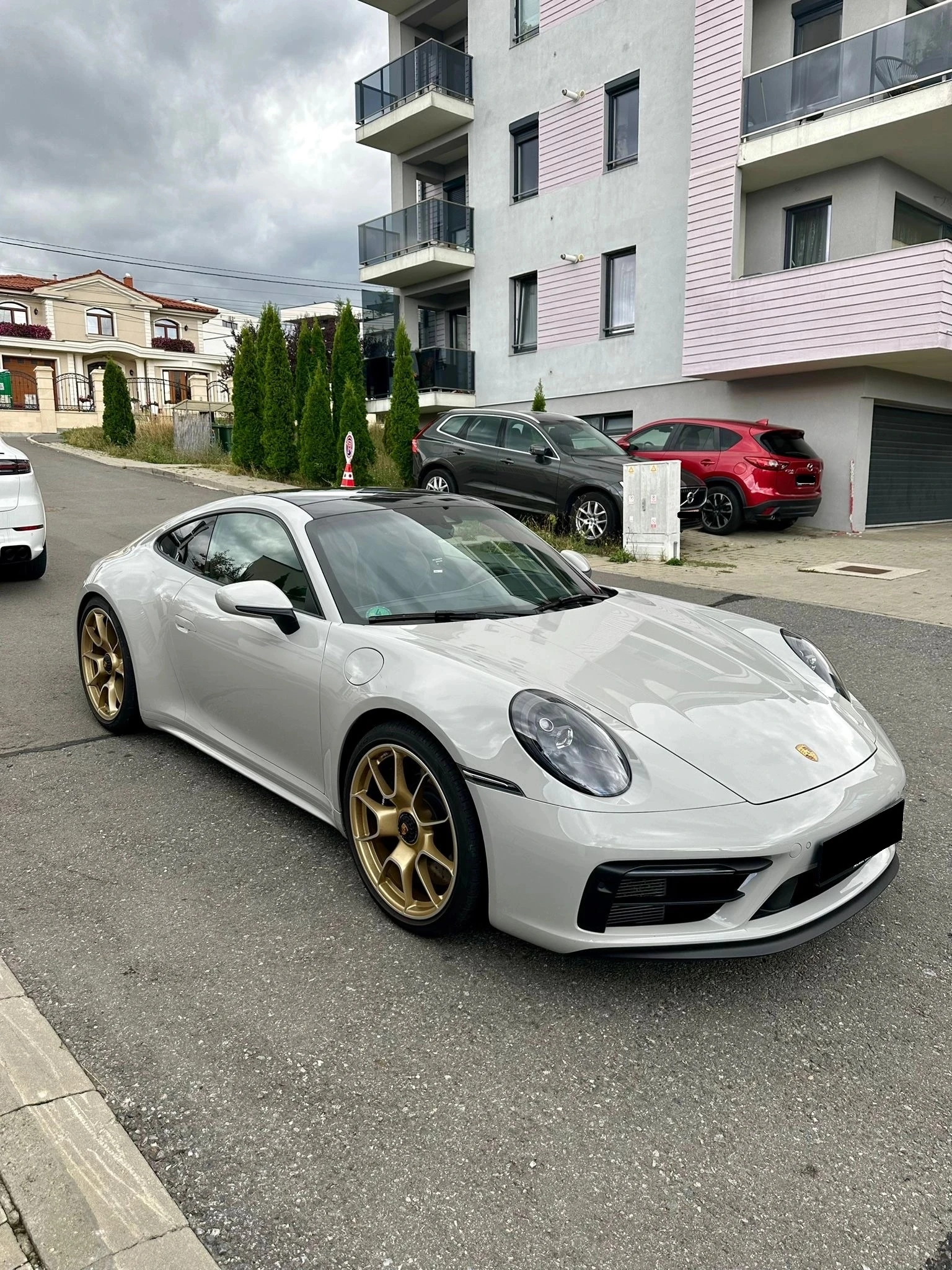 Porsche 911  Carrera 4 GTS - [1] 