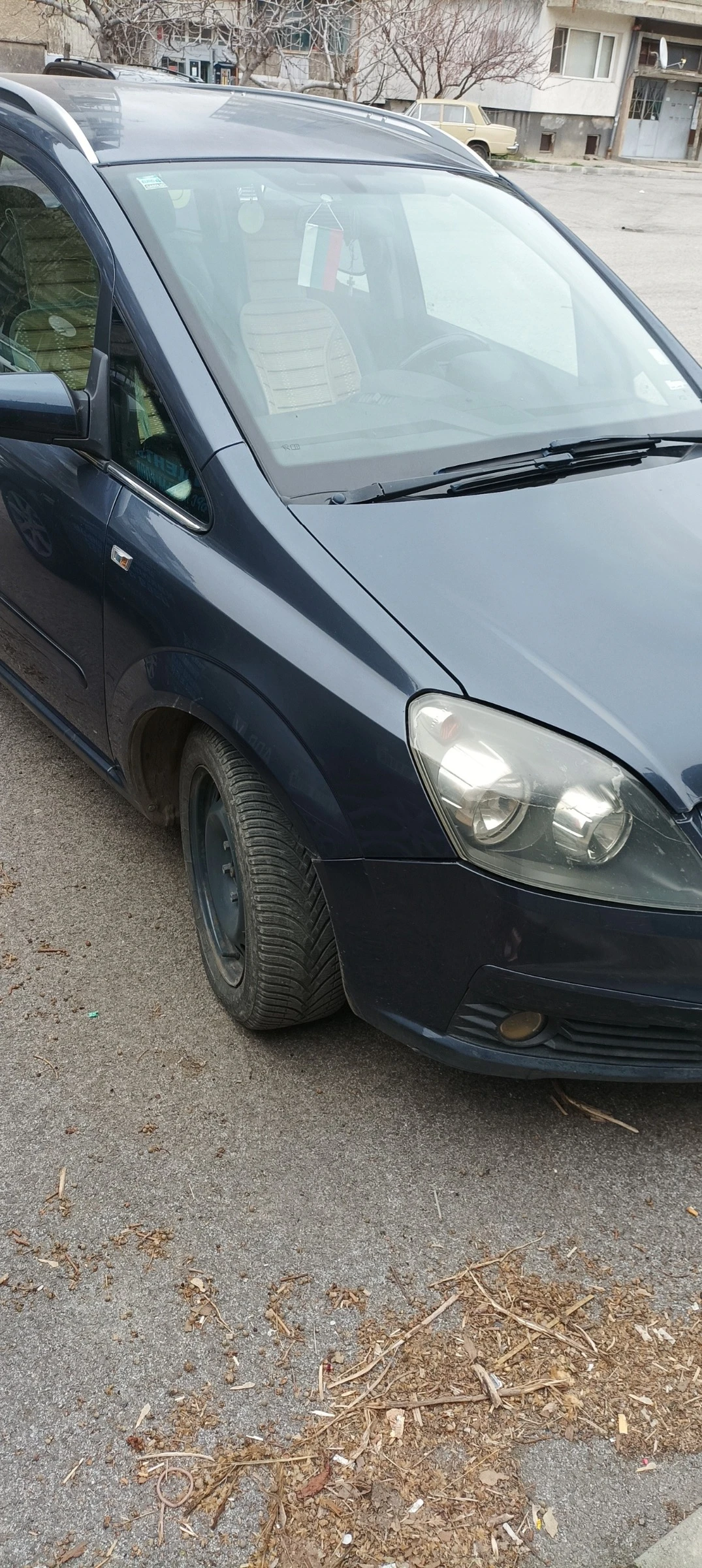 Opel Zafira B - изображение 5