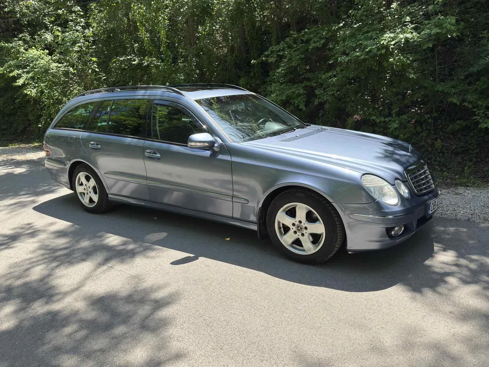 Mercedes-Benz E 220  - изображение 10