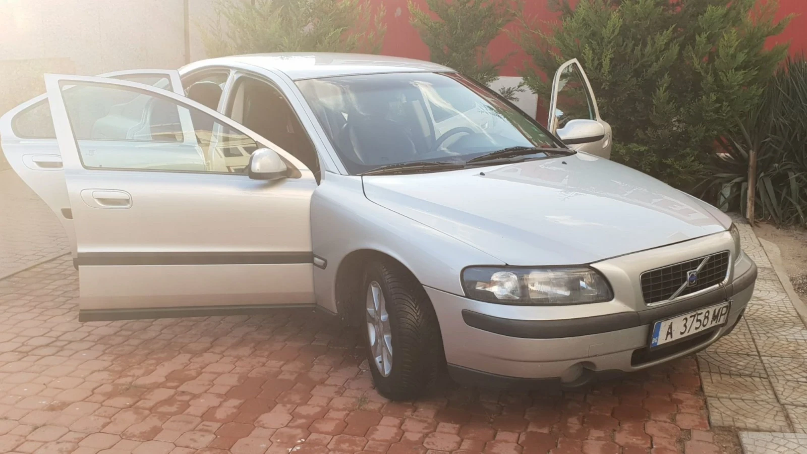 Volvo S60  - изображение 9