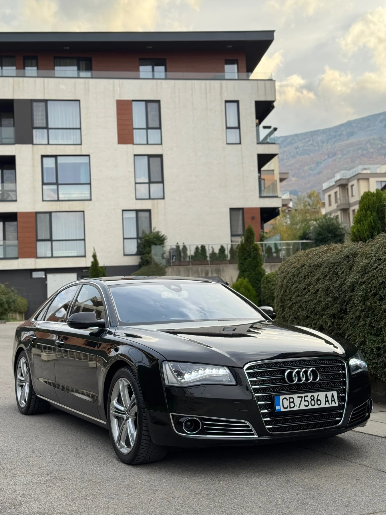 Audi A8 W12 PACK* DESIGNO SELECTION* МАСАЖ* TV* CARPLAY* К - изображение 2