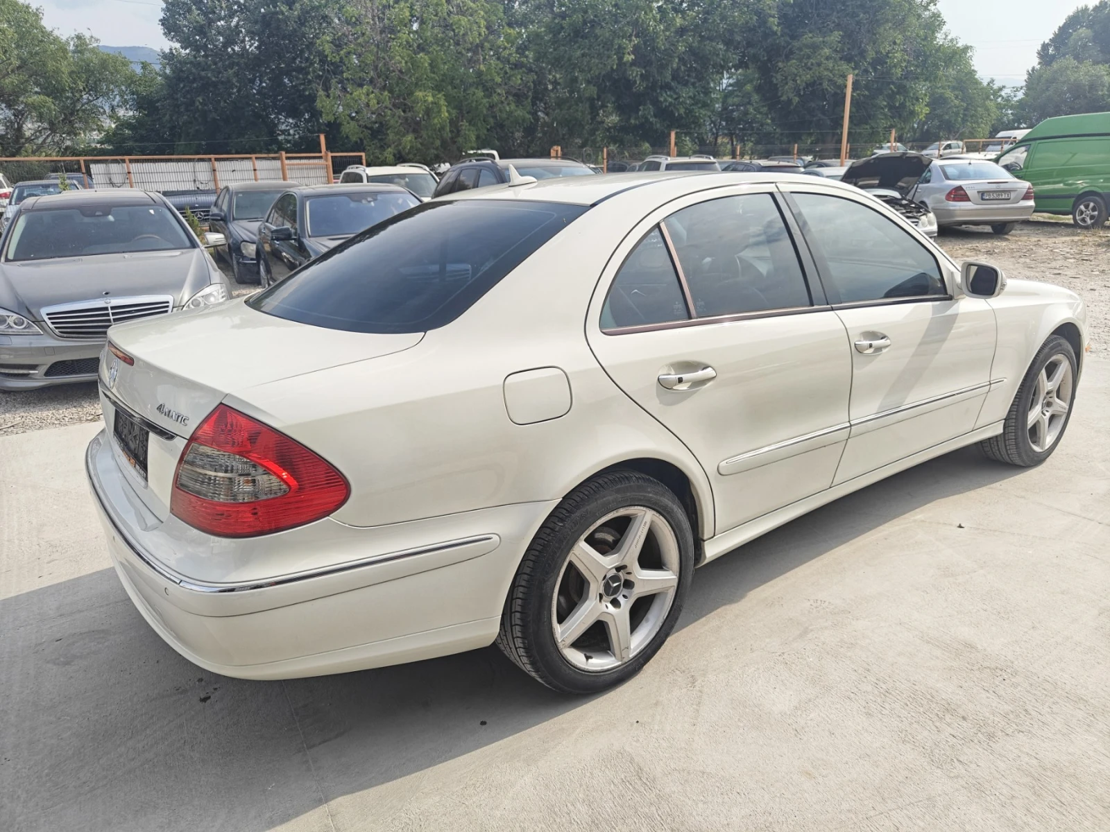 Mercedes-Benz E 500 E550 4matic - изображение 3