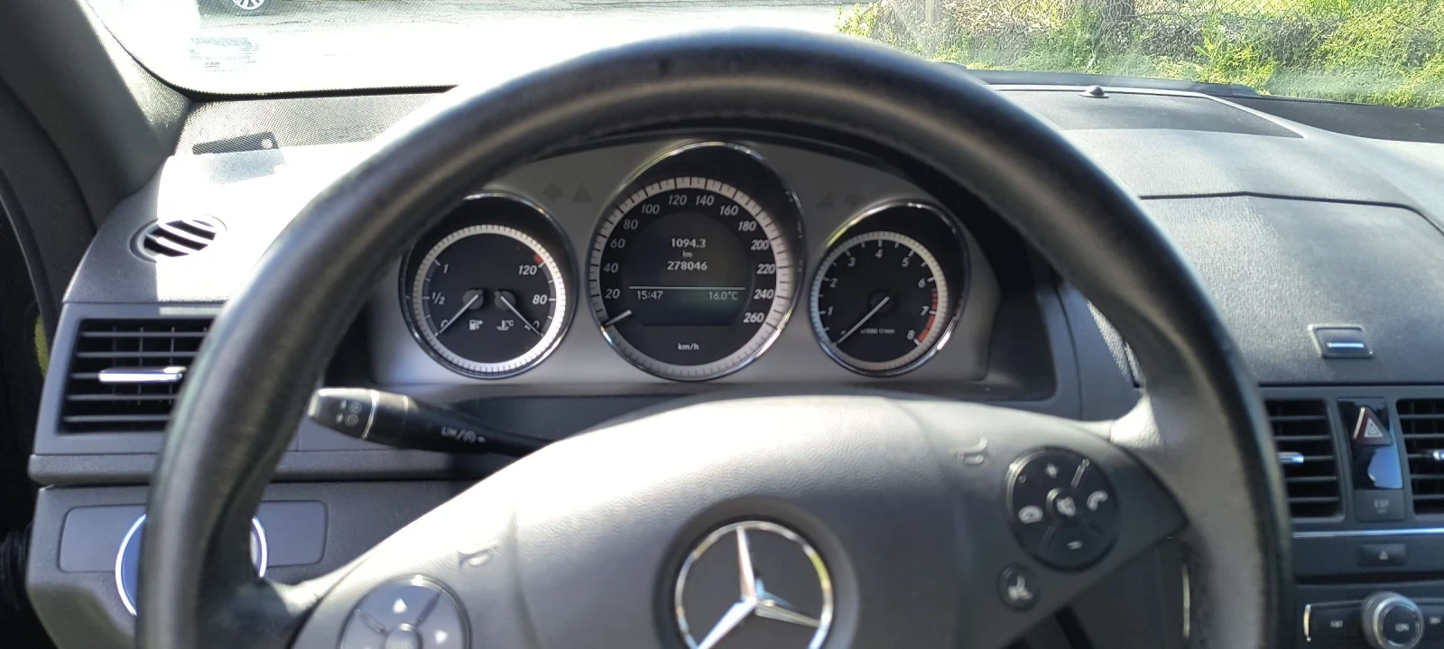 Mercedes-Benz C 200 AMG, снимка 11 - Автомобили и джипове - 53543504