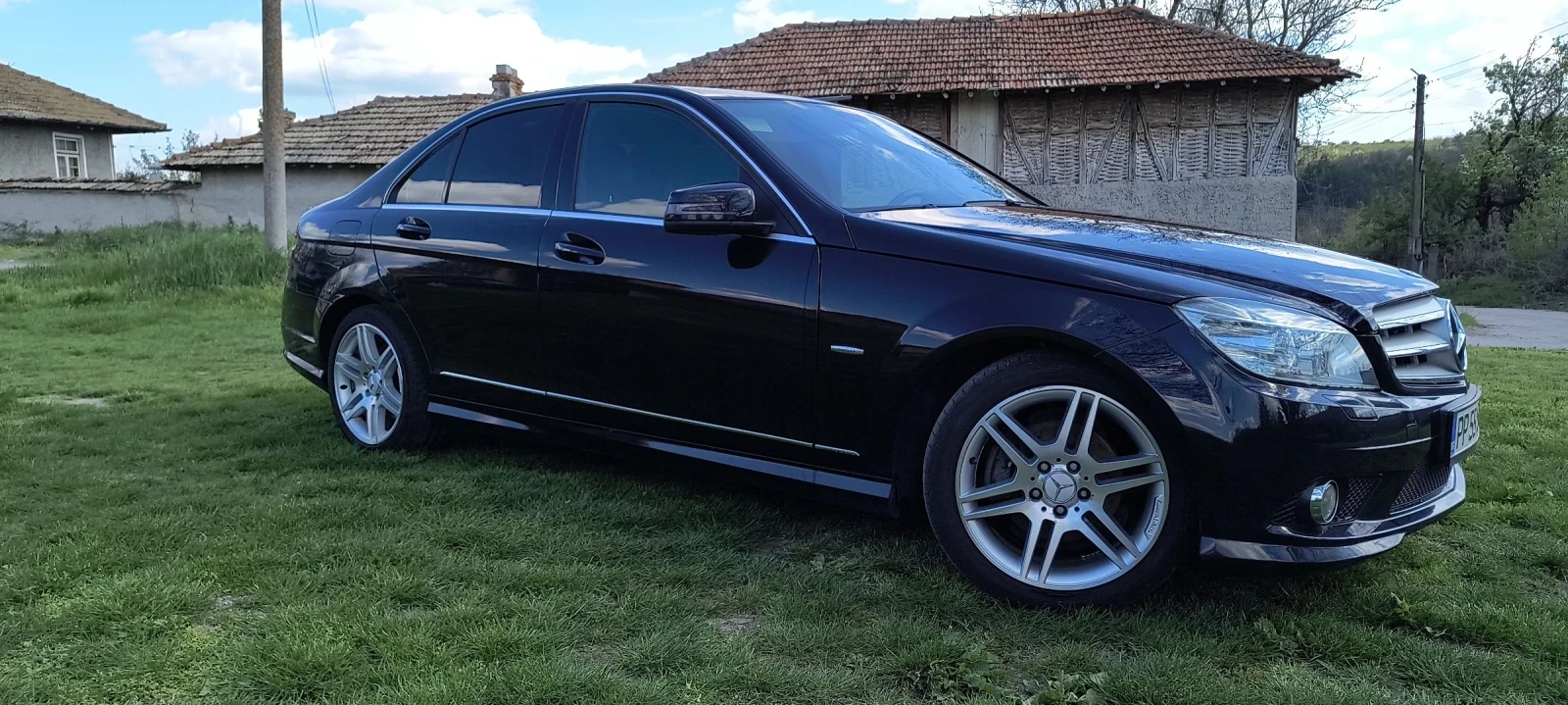 Mercedes-Benz C 200 AMG, снимка 2 - Автомобили и джипове - 53543504