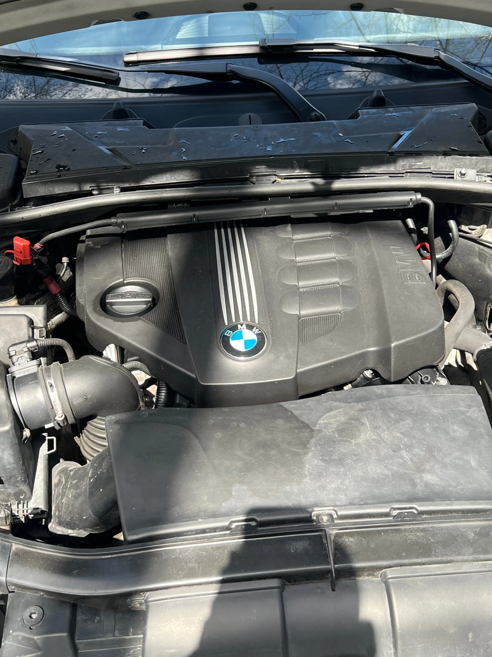 BMW 318 E91, снимка 17 - Автомобили и джипове - 54097750