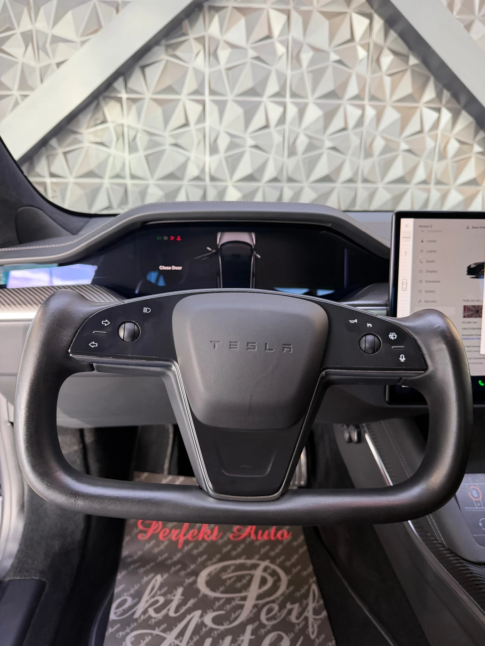 Tesla Model S PLAID * КАРБОН * , снимка 10 - Автомобили и джипове - 54150964