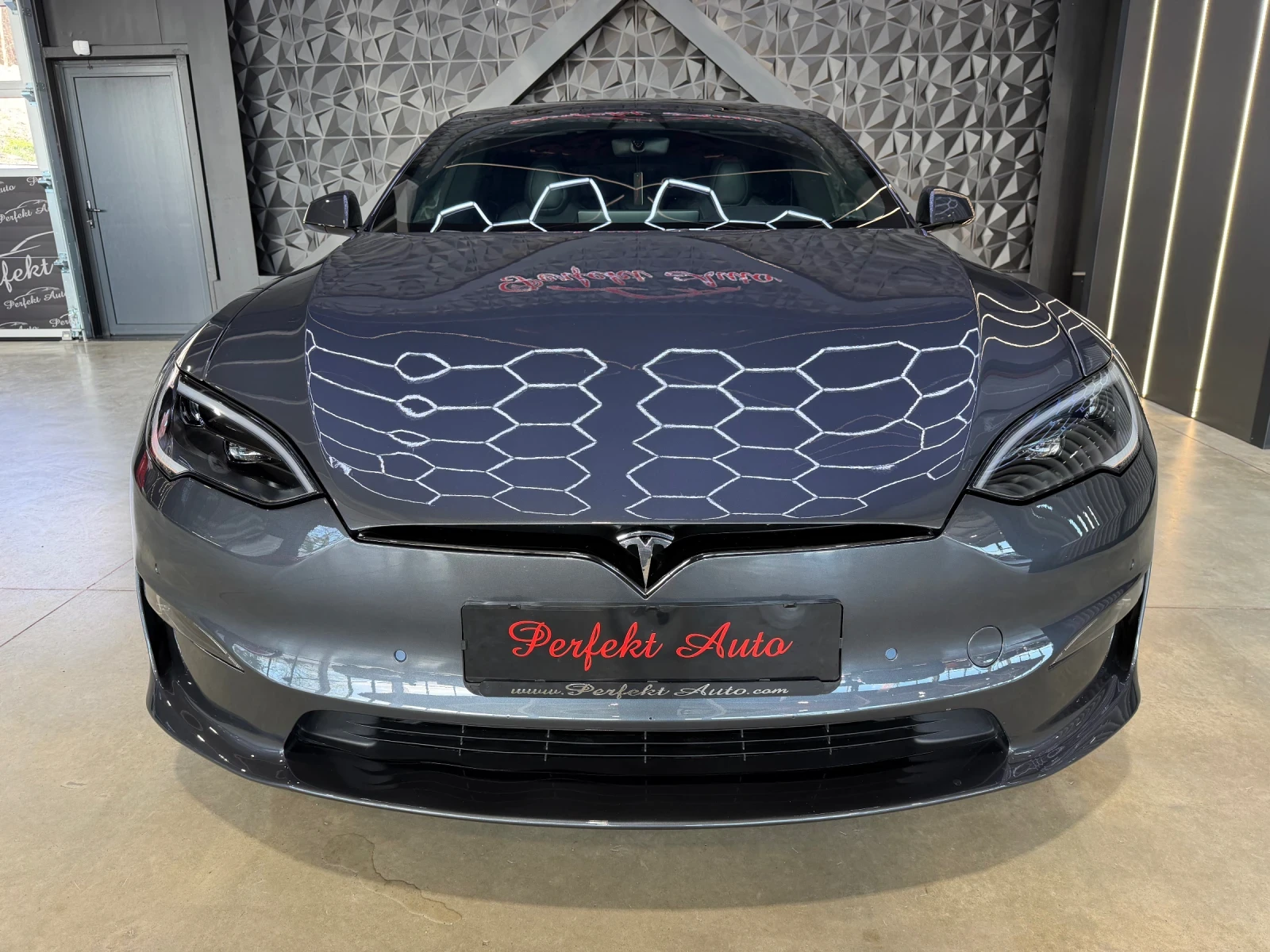 Tesla Model S PLAID * КАРБОН * , снимка 2 - Автомобили и джипове - 54150964