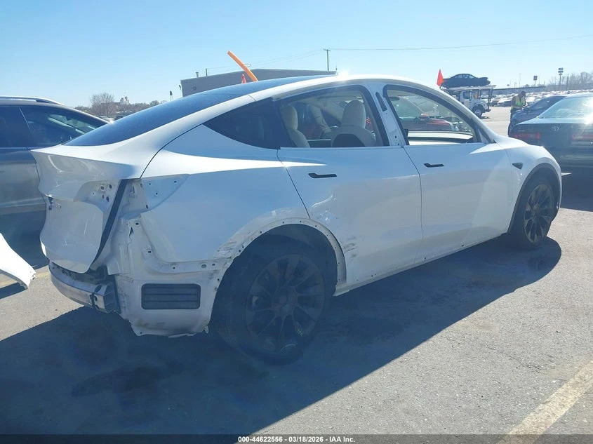 Tesla Model Y Long Range Dual Motor All-Wheel Drive, снимка 4 - Автомобили и джипове - 54356713