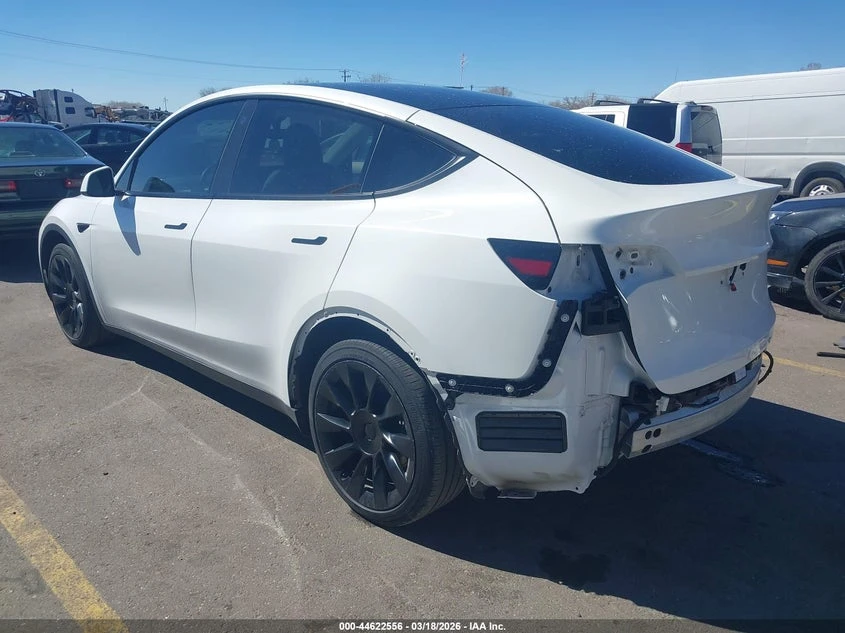 Tesla Model Y Long Range Dual Motor All-Wheel Drive, снимка 3 - Автомобили и джипове - 54356713