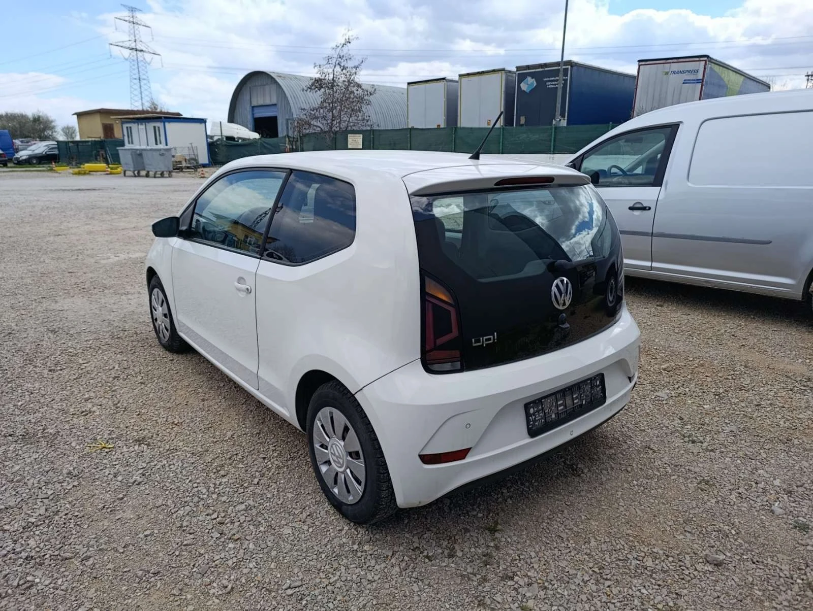 VW Up, снимка 3 - Автомобили и джипове - 54370175