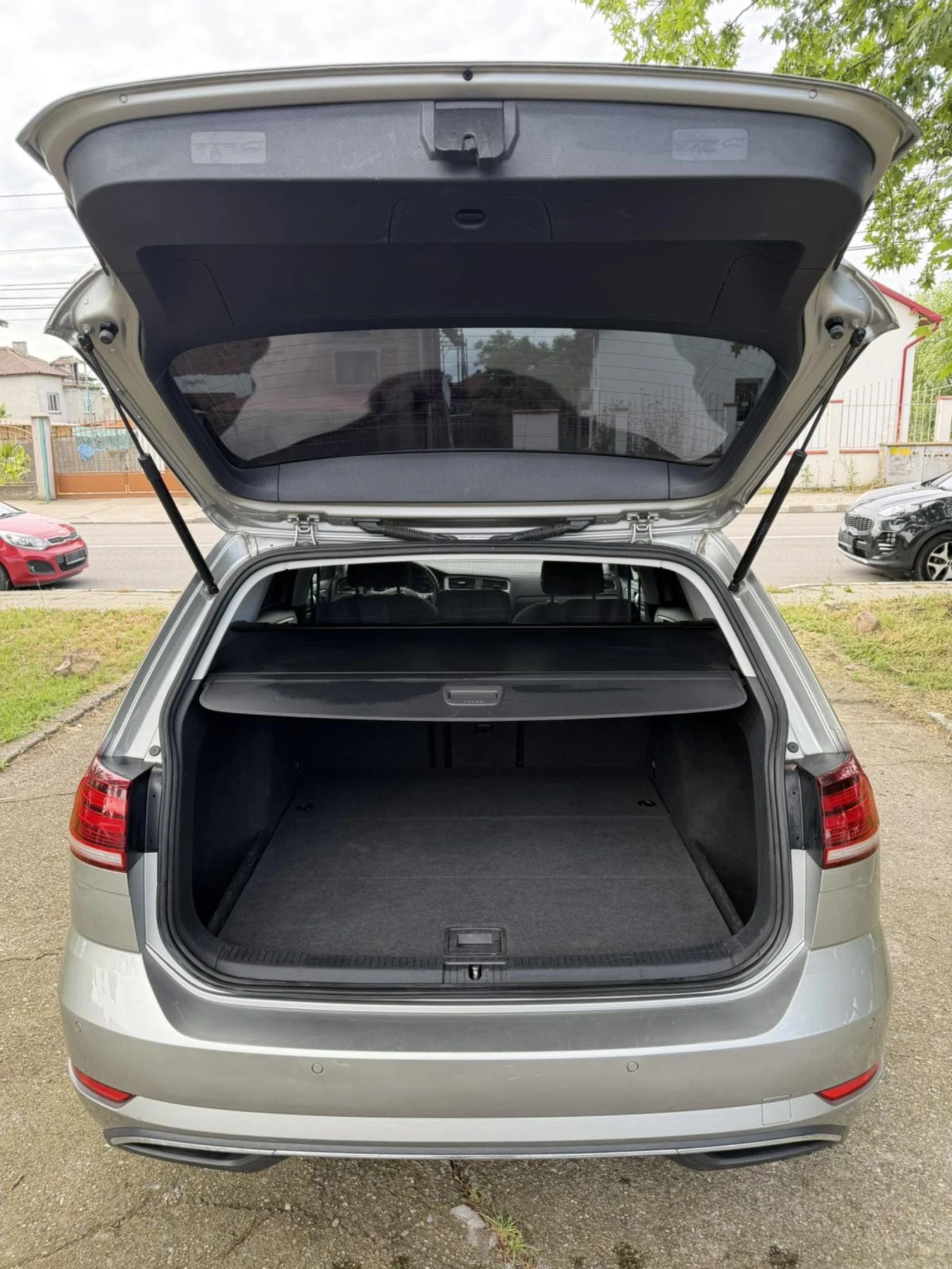 VW Golf 1.6 DIESEL AUSTRIA, снимка 5 - Автомобили и джипове - 54891109