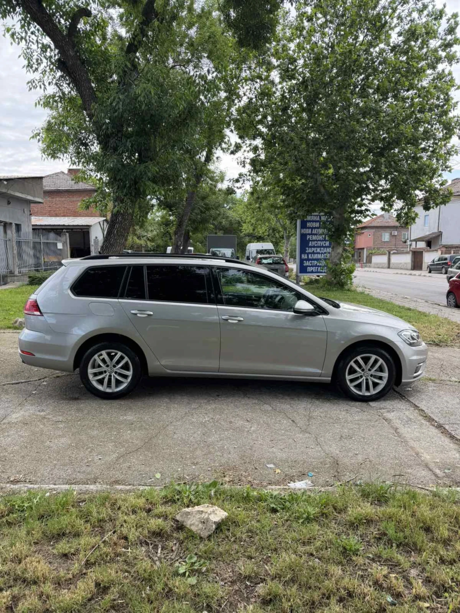 VW Golf 1.6 DIESEL AUSTRIA, снимка 3 - Автомобили и джипове - 54891109