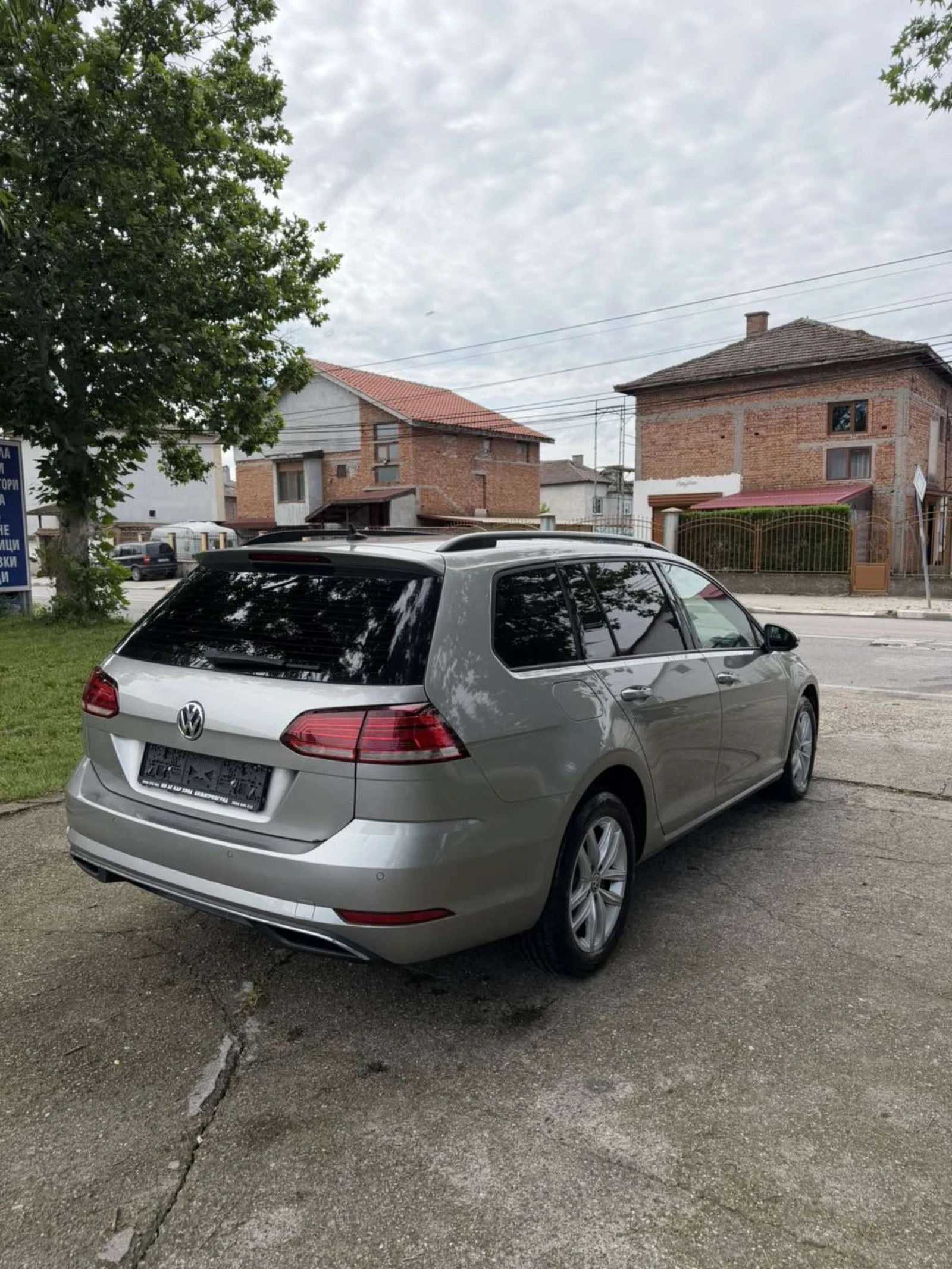 VW Golf 1.6 DIESEL AUSTRIA, снимка 4 - Автомобили и джипове - 54891109
