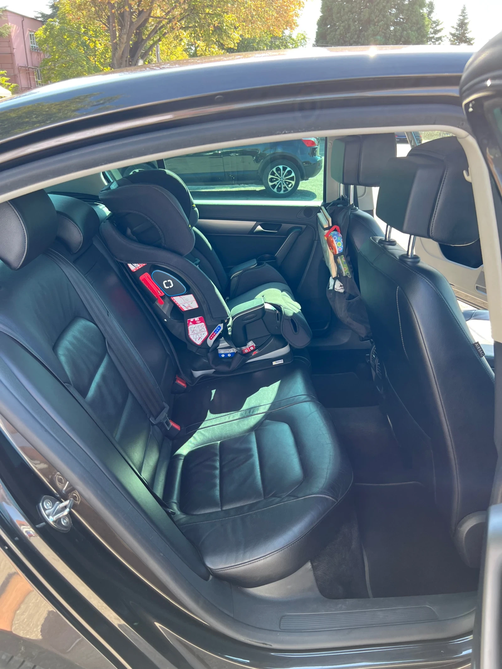 VW Passat 2.0 Blue motion TDI DSG , снимка 11 - Автомобили и джипове - 55060712