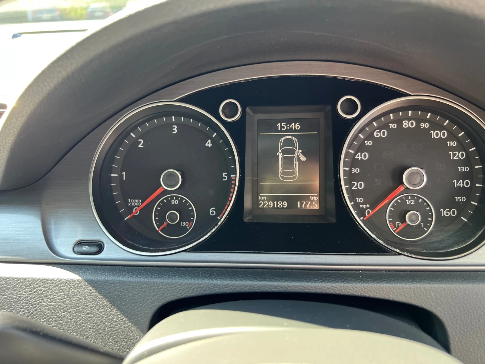 VW Passat 2.0 Blue motion TDI DSG , снимка 12 - Автомобили и джипове - 55060712