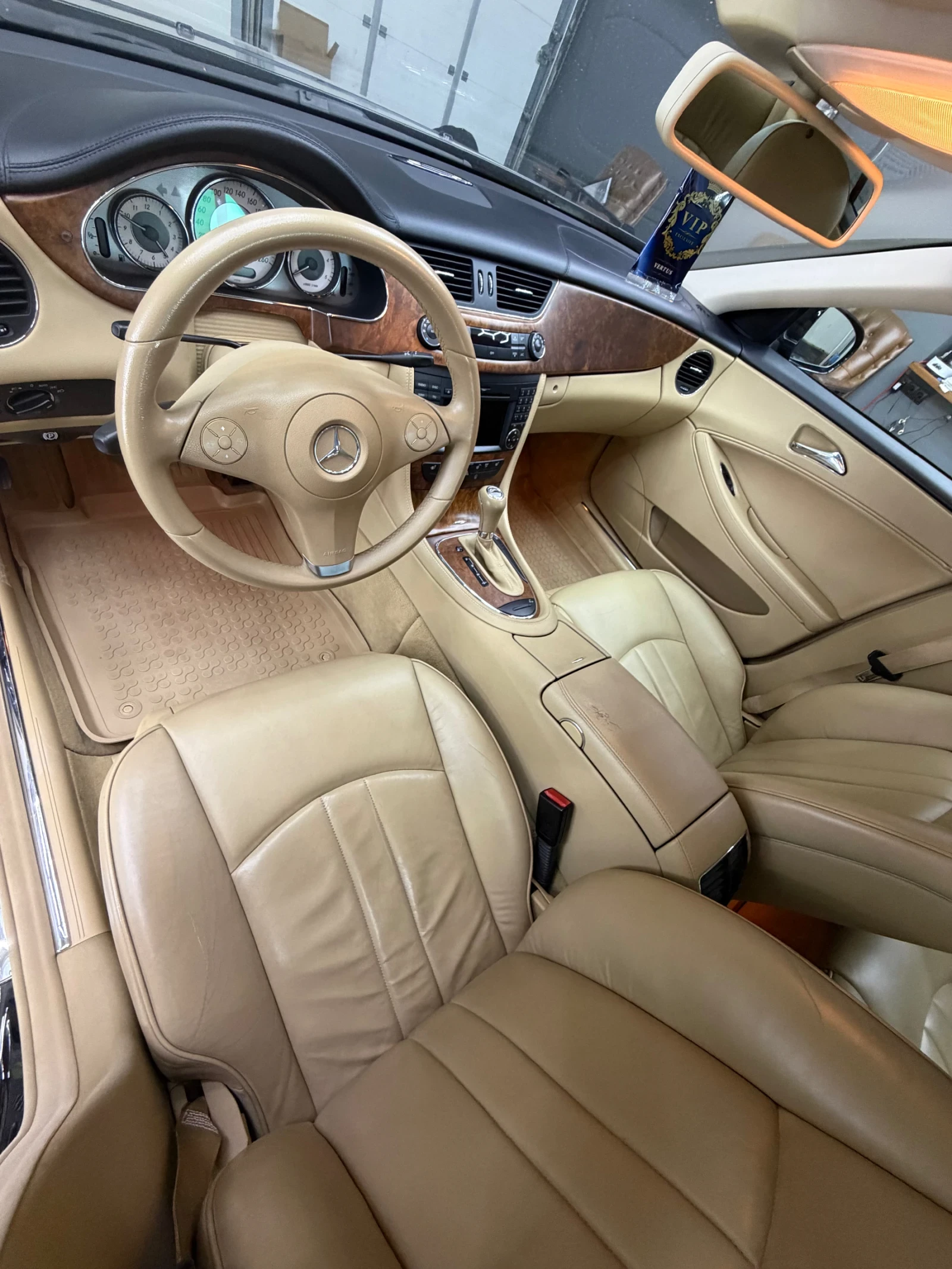 Mercedes-Benz CLS 320, снимка 10 - Автомобили и джипове - 55067095