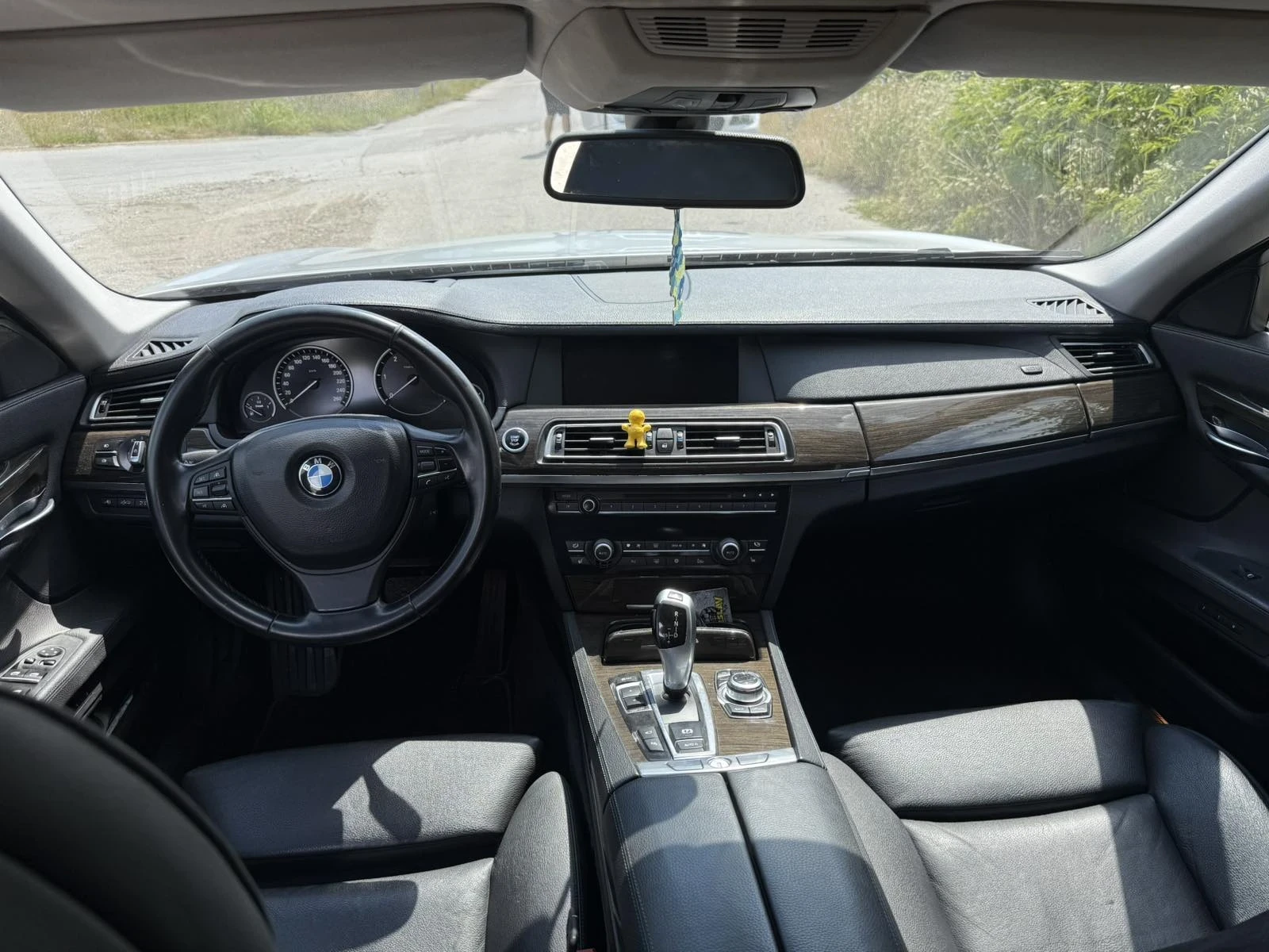 BMW 730 3.0D 245к.с., снимка 12 - Автомобили и джипове - 55222112
